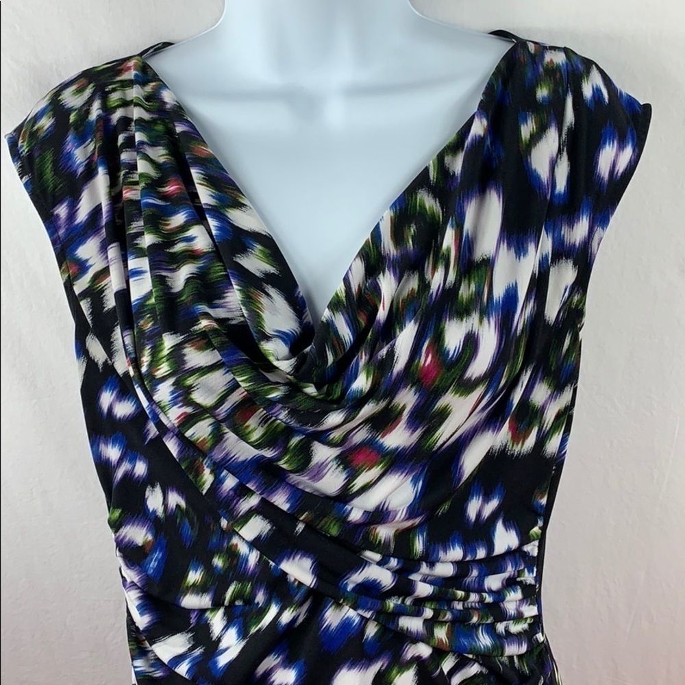 Vince Camuto Sleeveless multicolored shirt